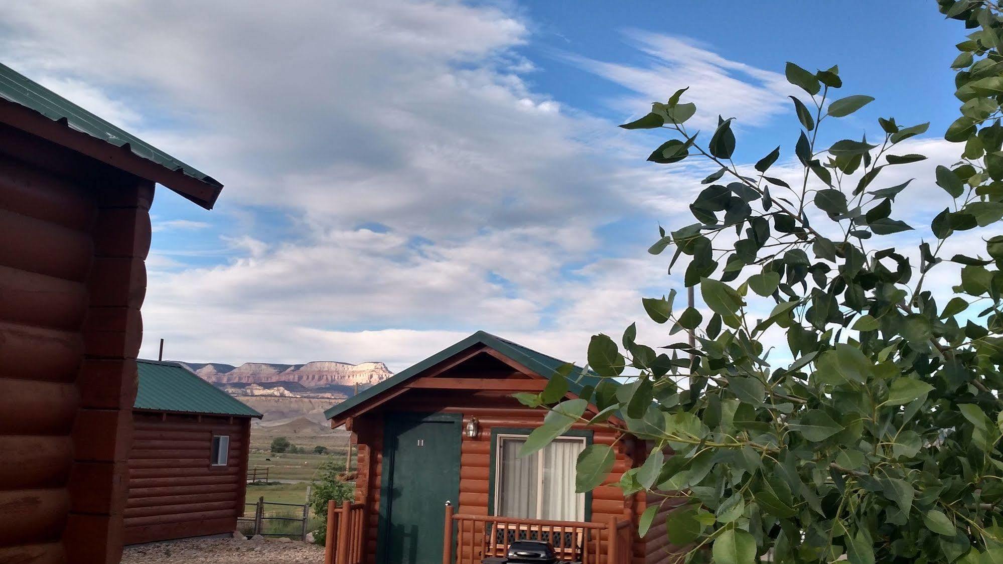 Bryce Valley Lodging Tropic Eksteriør billede